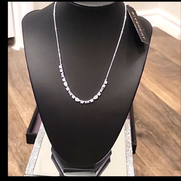 Givenchy Multi-Shaped Necklace & Extender - Picture 5 of 10